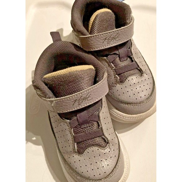 Jordan Other - Size 9C Jordan Max Aura 5 TD In Cement Grey Anthracite — EUC!
